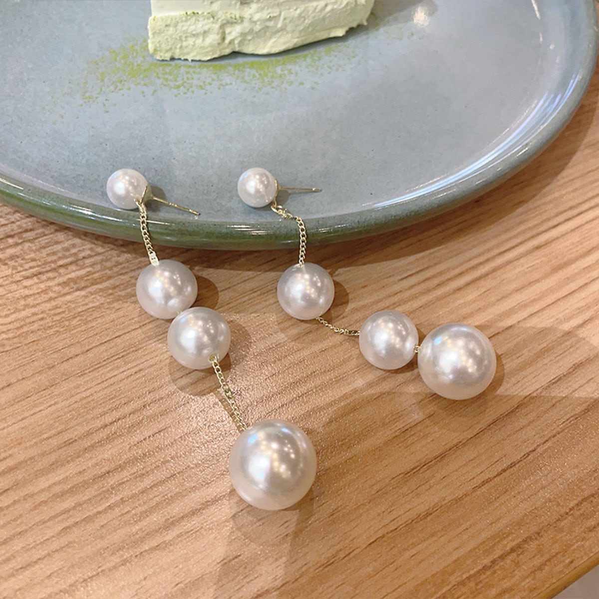 VeroMan BIJOU＋ 揺れるパール タッセルピアス ロング イヤリング 