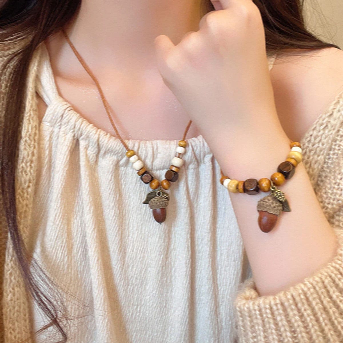 VeroMan BIJOU＋ ロングネックレス ネックレス 木の実チャームビス 