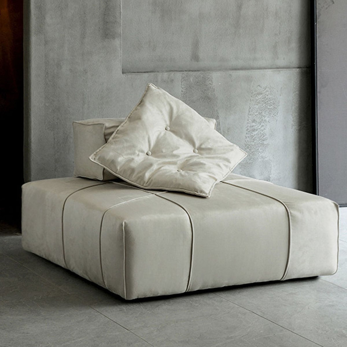 ぐち ★限定値下げ★ アンティーク風ソファ レッド クッション付き ぐち様専用 ☆限定値下げ☆ アンティーク風ソファ レッド クッション付き