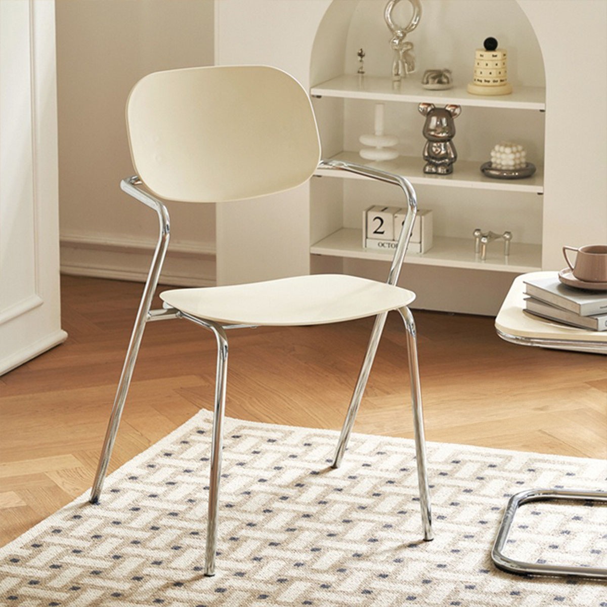 VeroMan 透明アクリルチェア 背もたれ＆肘掛け付き ダイニングチェア