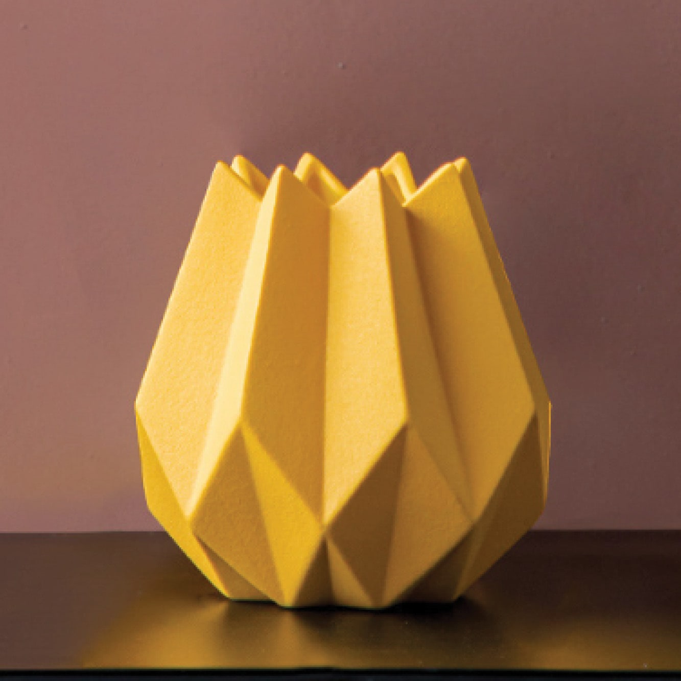 小] VeroMan 花瓶 一輪挿し 花 陶器 出窓 折り紙 折り目 シンプル