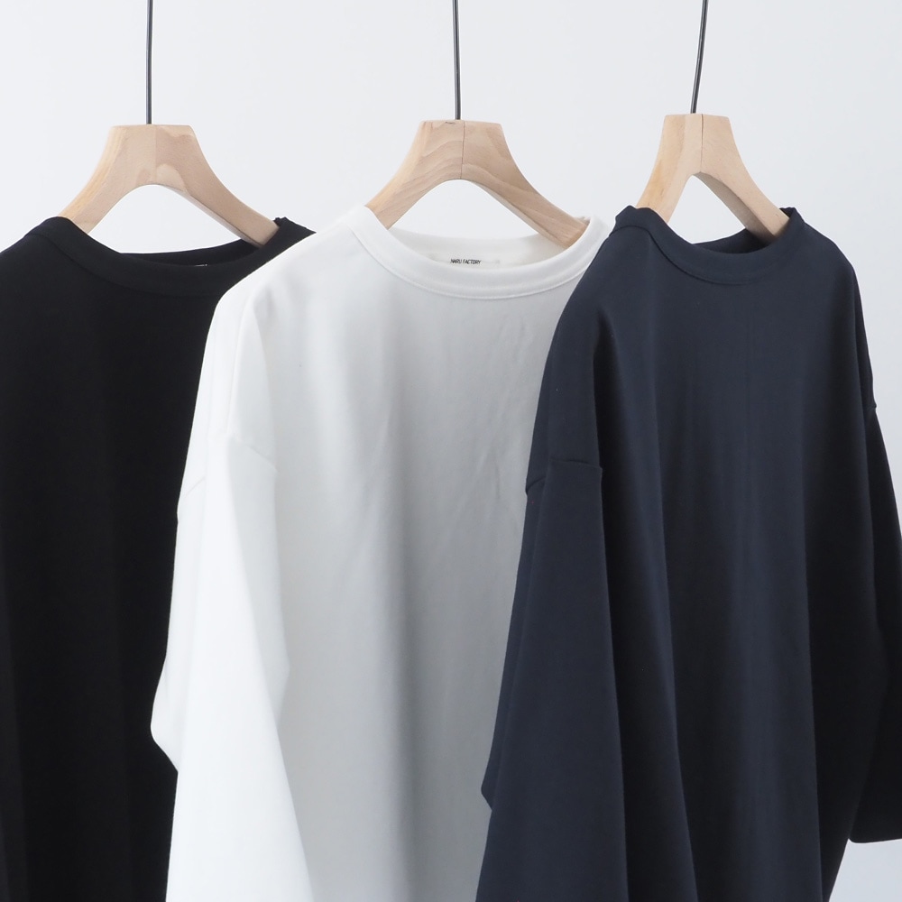 スビンプラチナスムース クラッシーシャツ7分袖　Tシャツを着た女性の正面