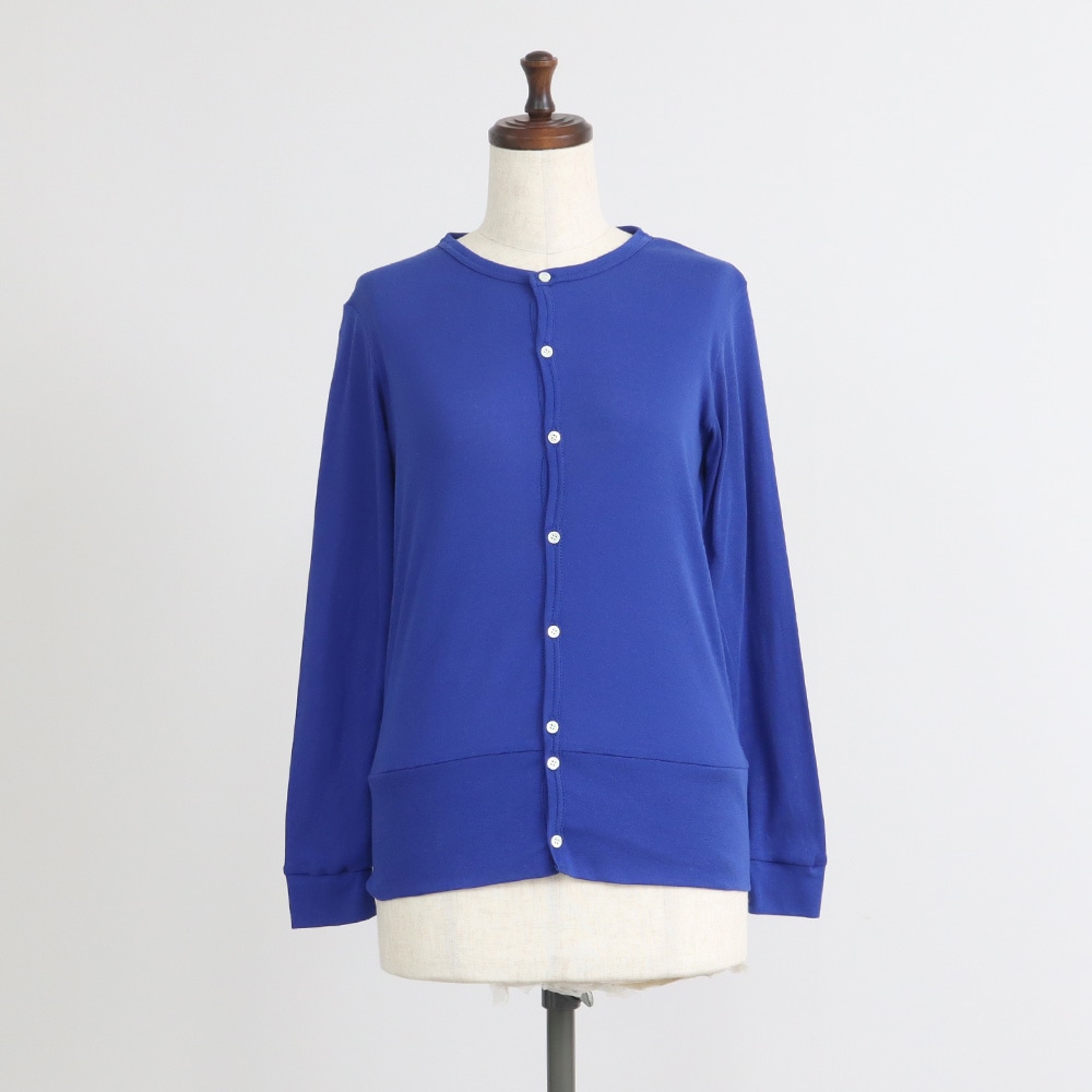 ソフトフライス ロングスリーブカーディガン　カーディガンの正面ディティール