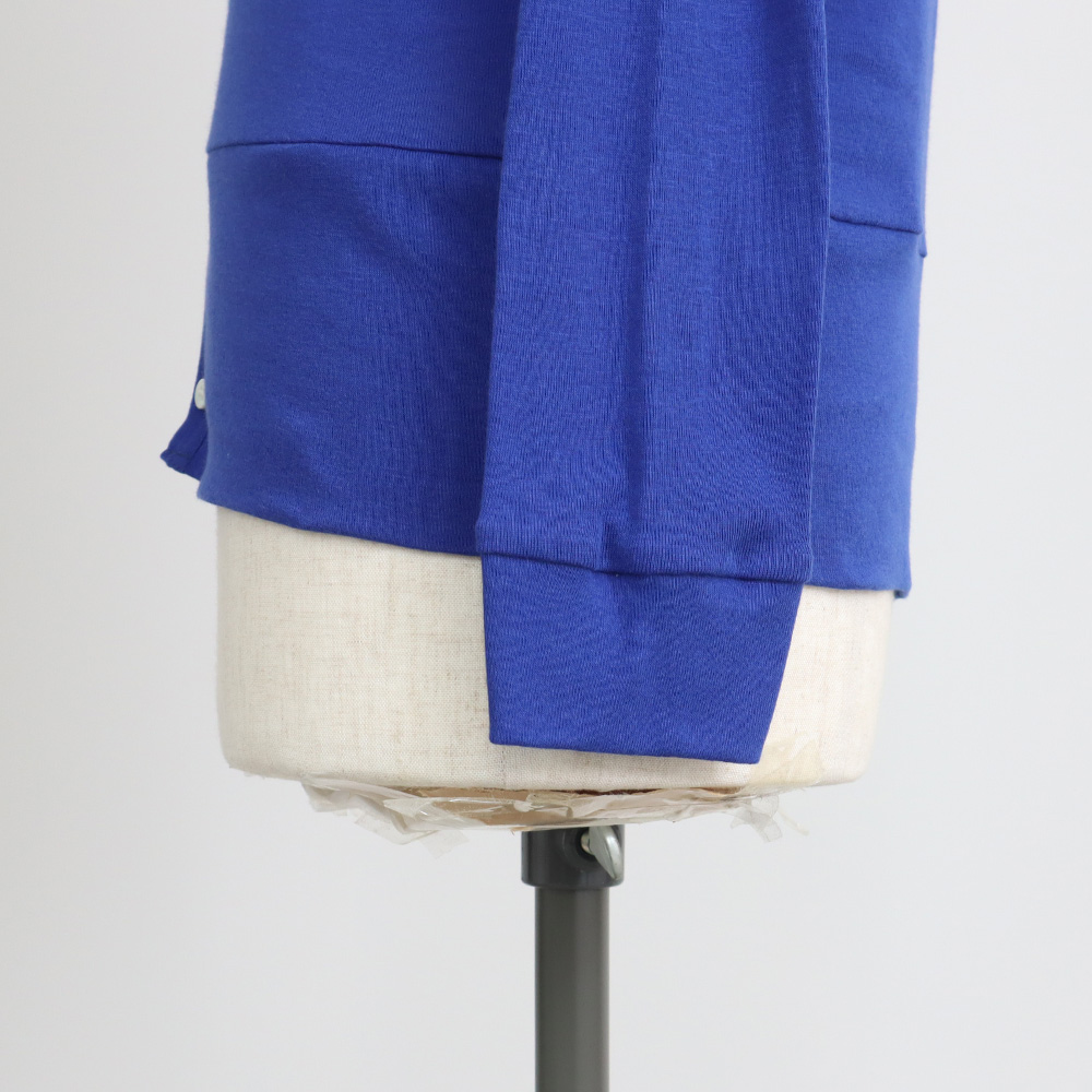 ソフトフライス ロングスリーブカーディガン　カーディガンの正面ディティール