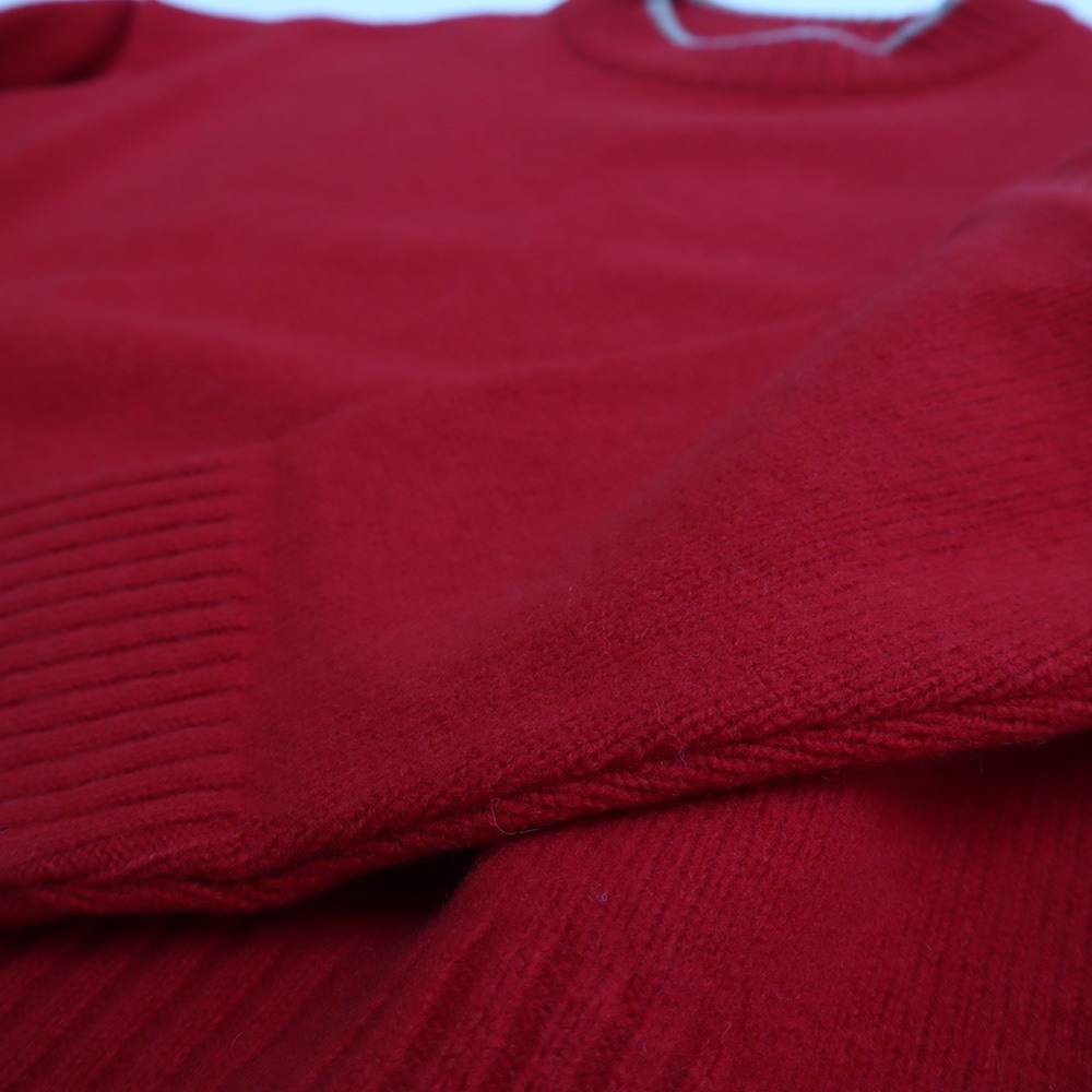 タスマニアラム バイカラーコモドニット ニットの素材のアップ