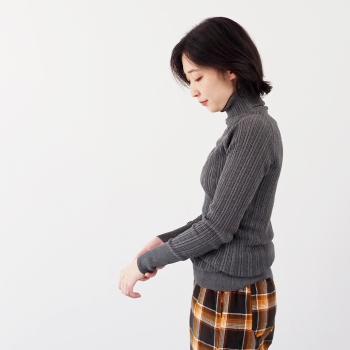 NARU(ナル） コットンランダムリブニットタートル 650701