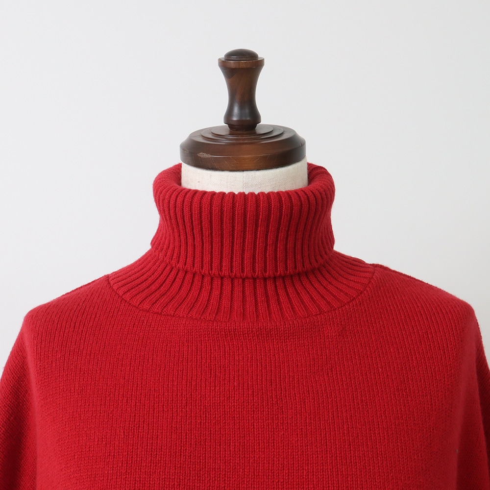 エアーヤーンコットン コモドニットタートル　ニットの正面ディティール