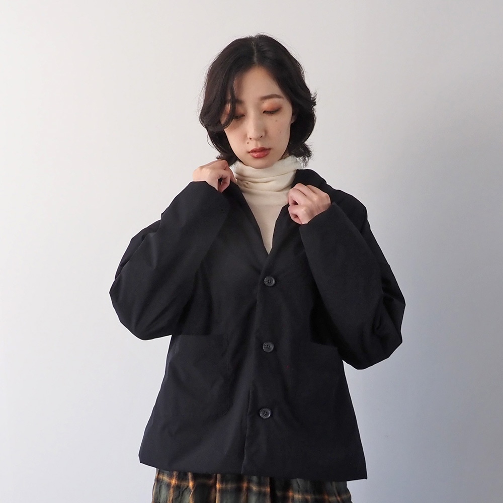 新品タグ付き　papier パピエ　Knit nosleeve black 新品タグ付き papier パピエ Knit nosleeve black