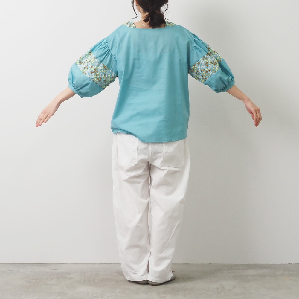 NARU(ナル) 小花刺繍ローン 切替ギャザースリーブPO 661930