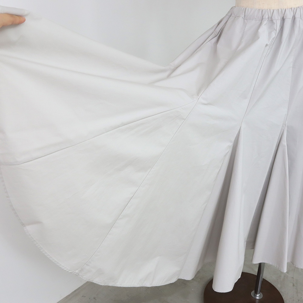 オンライン限定】NARU(ナル) タイプライター たっぷりフレアのスカート