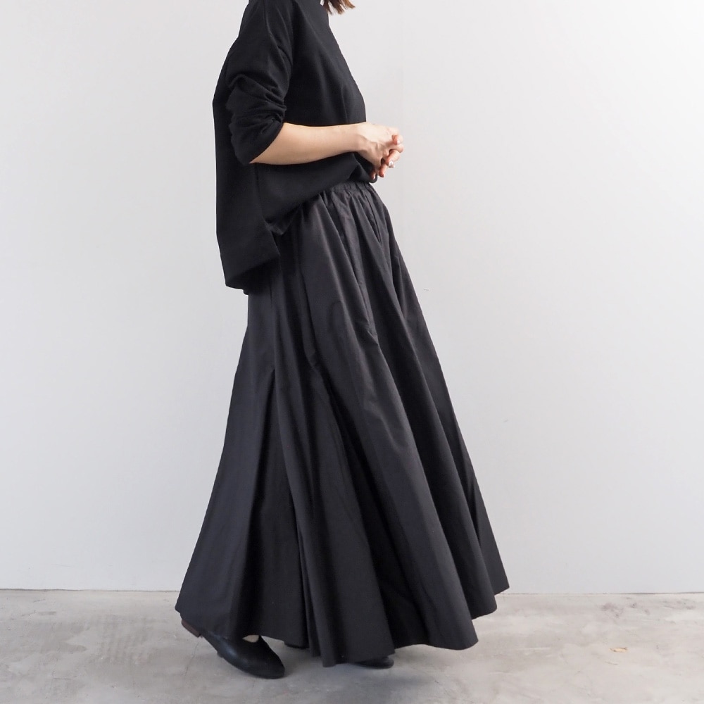 オンライン限定】NARU(ナル) タイプライター たっぷりフレアのスカート