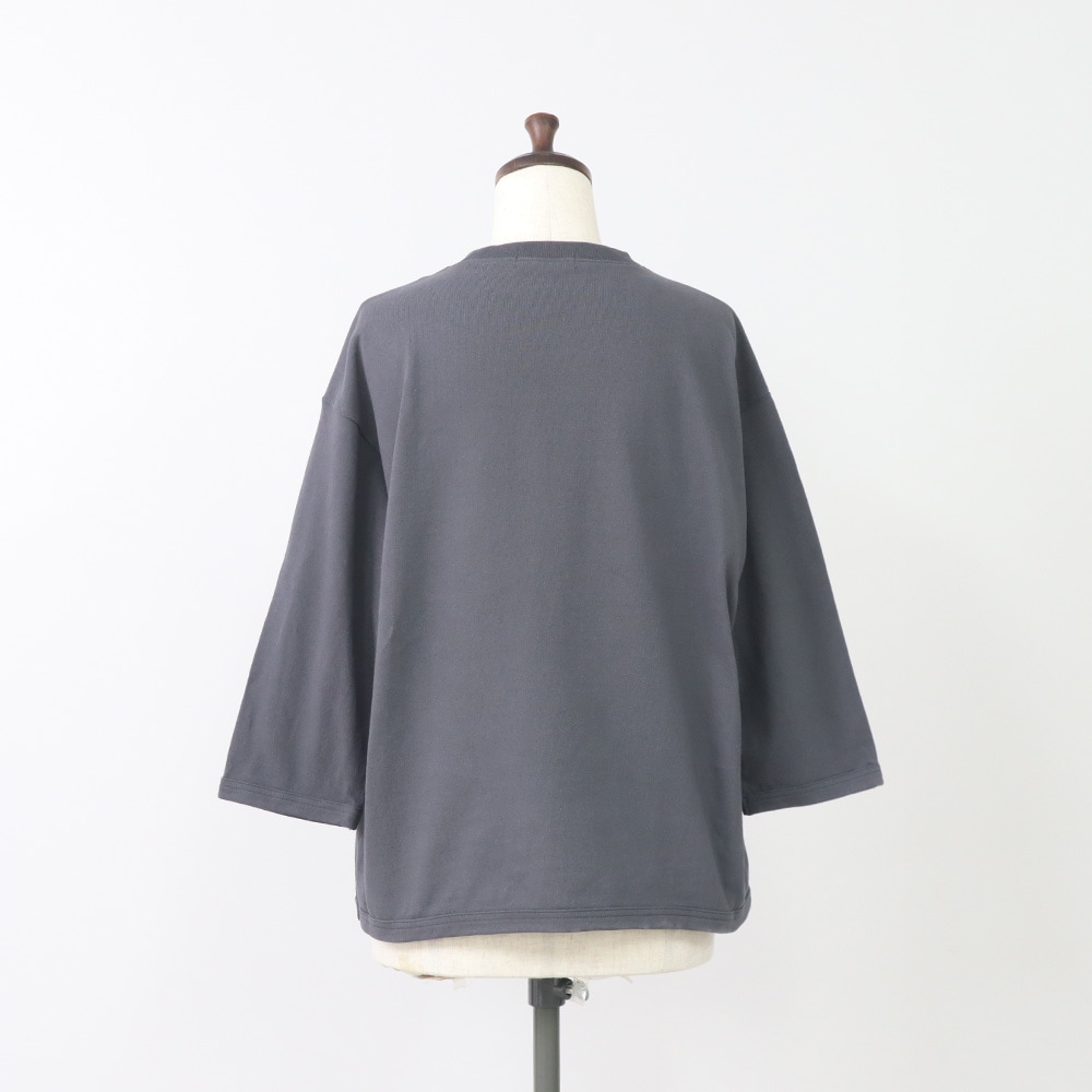 アーミーコットン度詰天竺 7分袖PO プルオーバーの正面ディティール