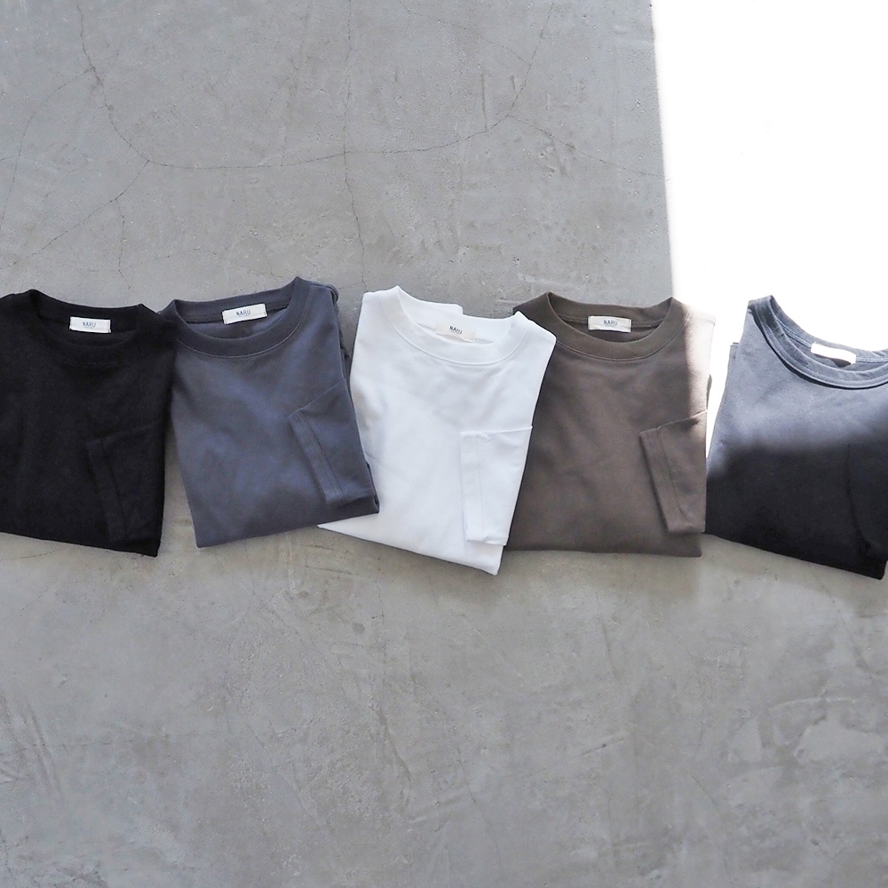 アーミーコットン度詰天竺 7分袖PO プルオーバーを着た女性の正面