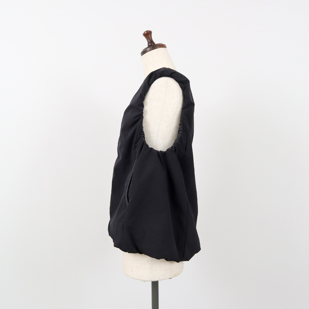 パデットベスト　ベストの正面ディティール