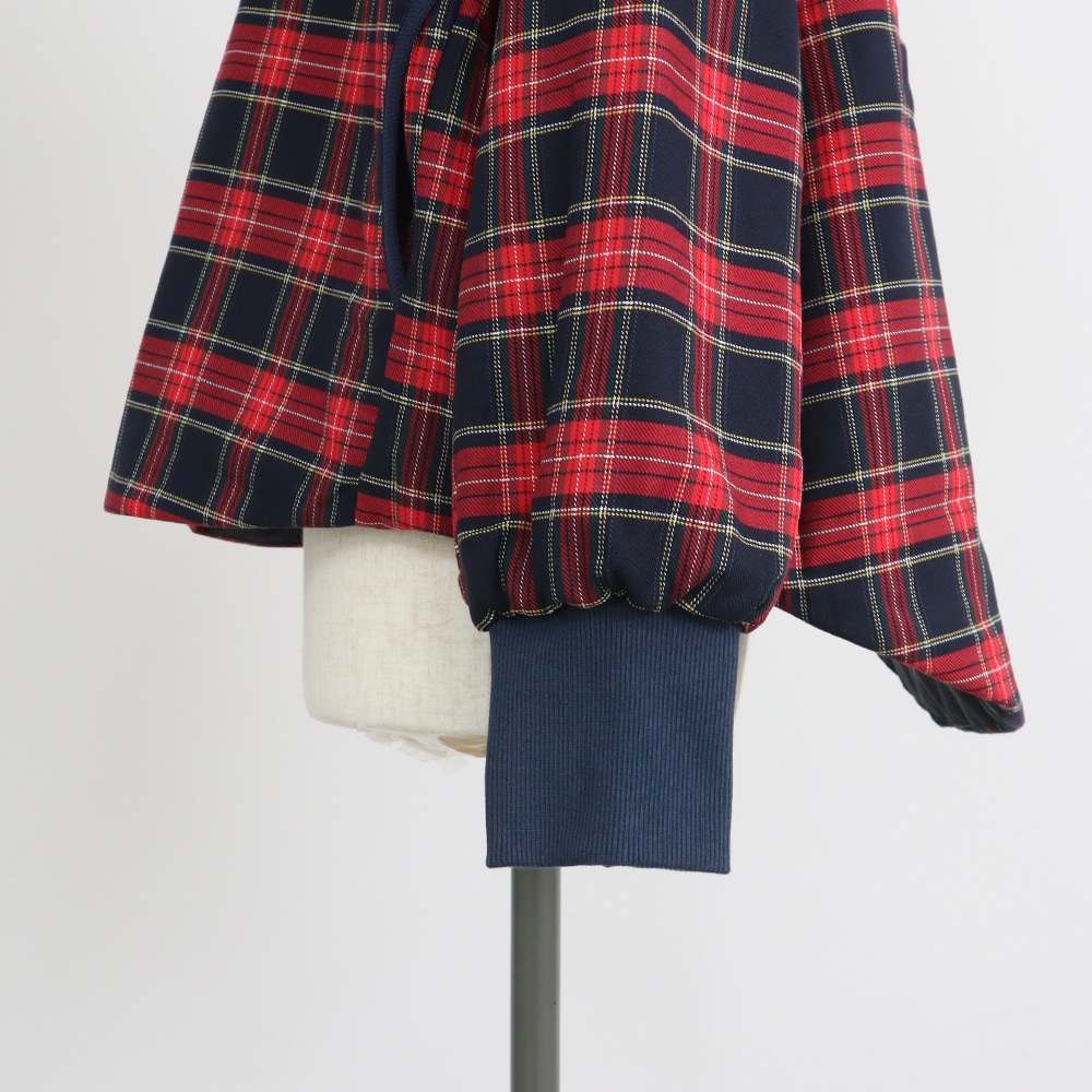 ロイヤルタータン パデットハウスジャケット　ジャケットの正面ディティール