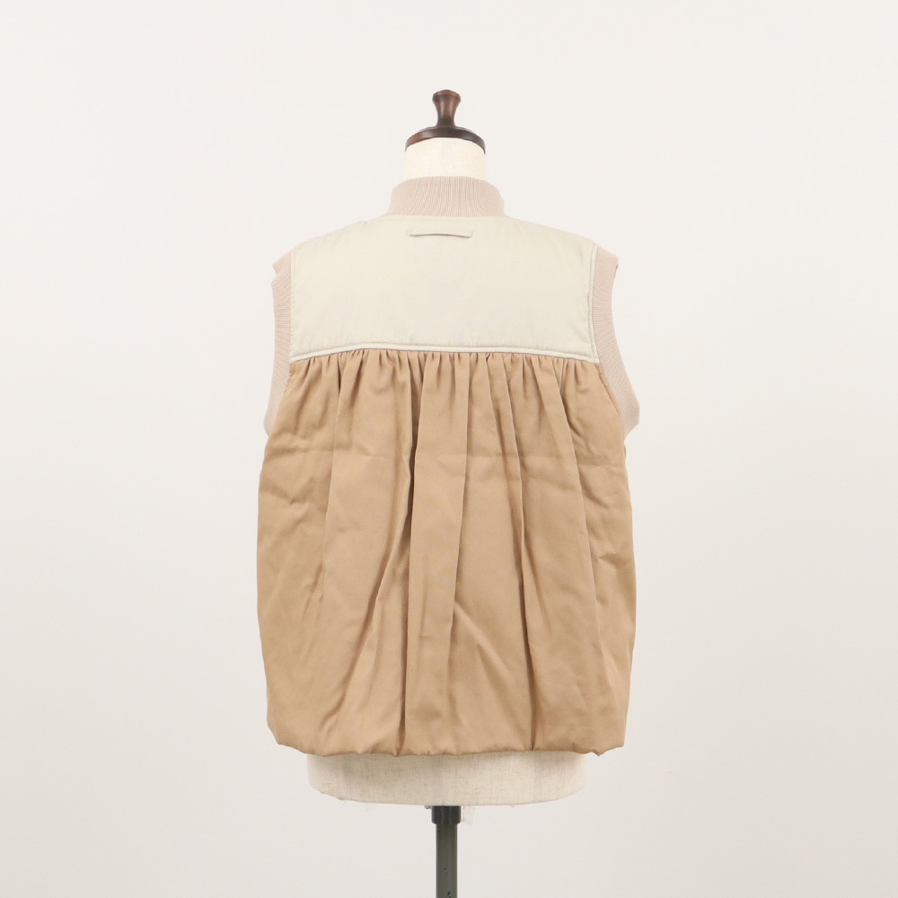 オックスパデットベスト　ベストの正面ディティール
