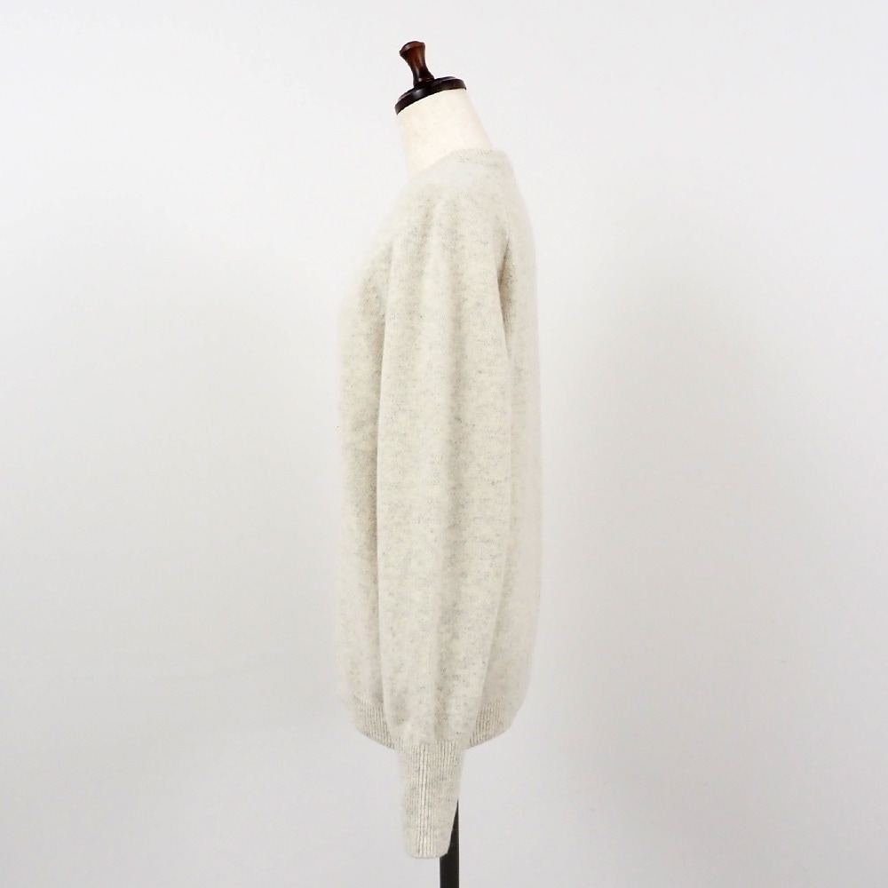 タスマニアラムプレミアム エターナルニット ニットの正面ディティール