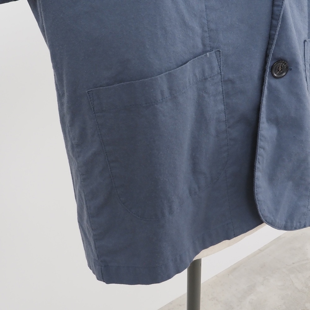 ソフトシーチング テーラードジャケット　ジャケットの正面ディティール