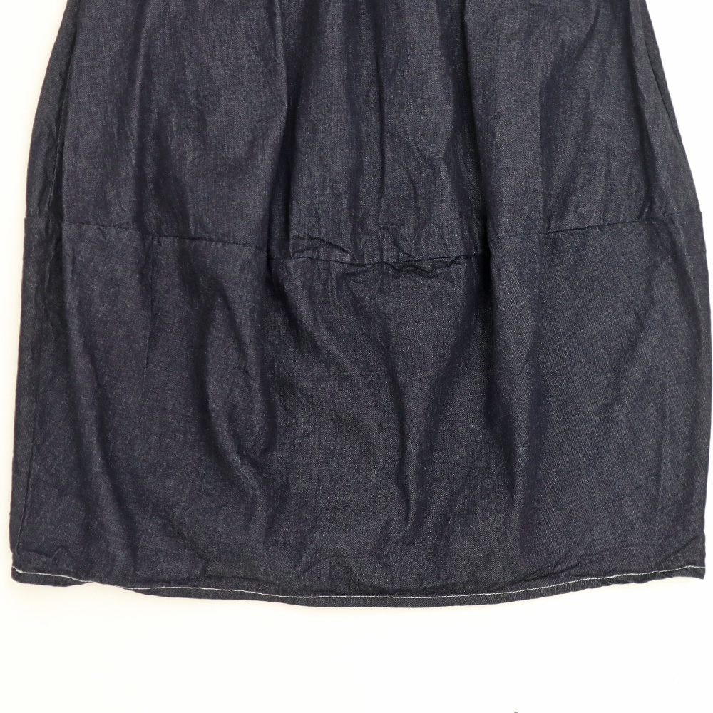 8ozムラデニム エッグスカート スカートの正面ディティール