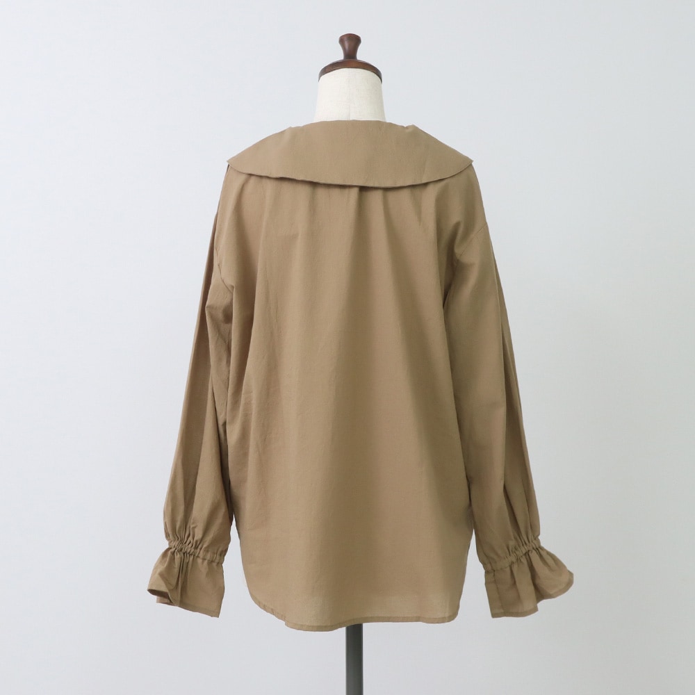 ふんわりローン スキッパーリボンブラウス ブラウスの正面ディティール