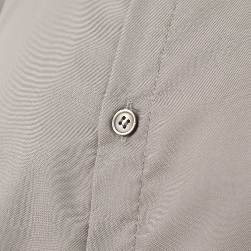 トロンとツイル フレアシャツ シャツの正面ディティール