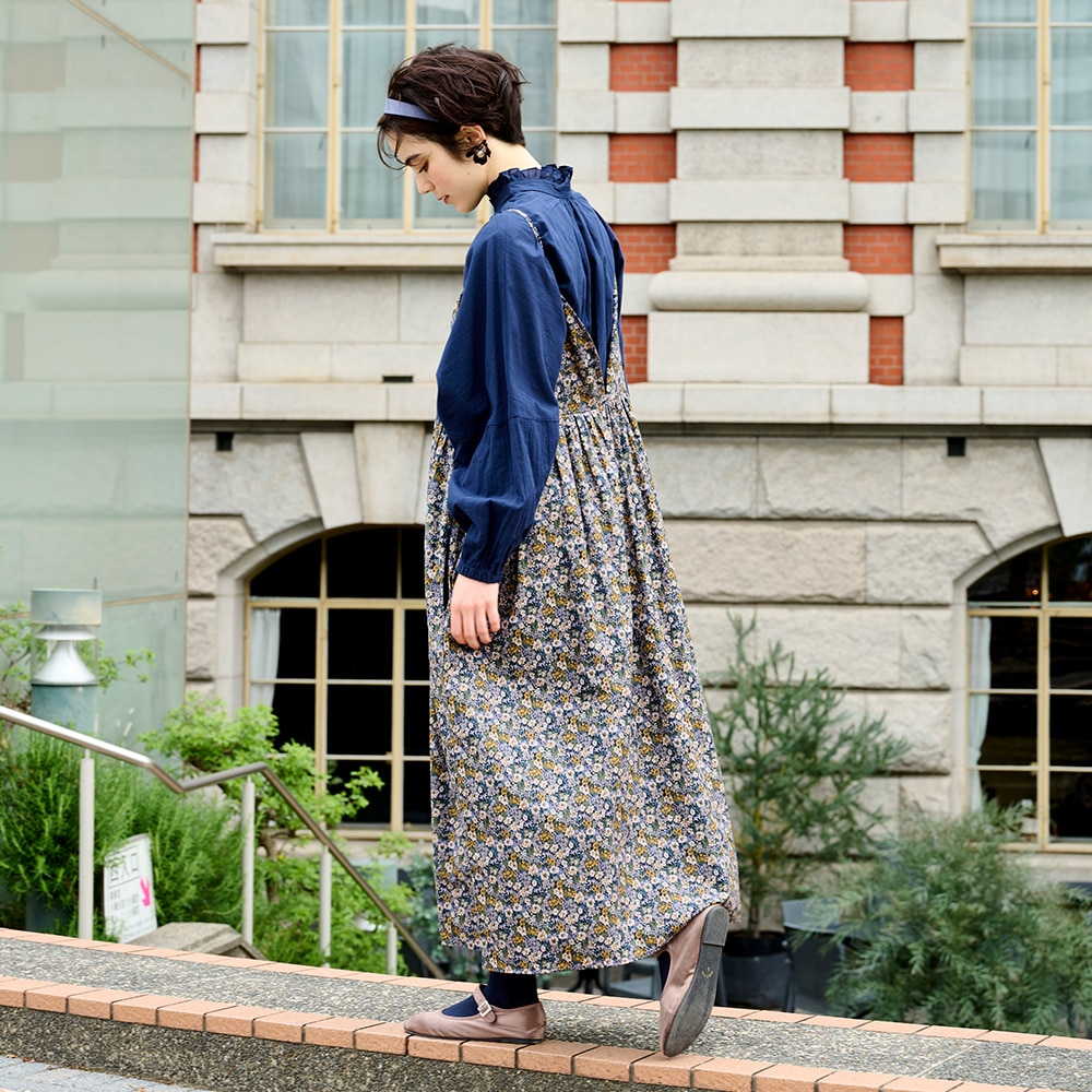 Jacadi 花柄ワンピース 8A ネイビー Jacadiのフリマアイテム一覧