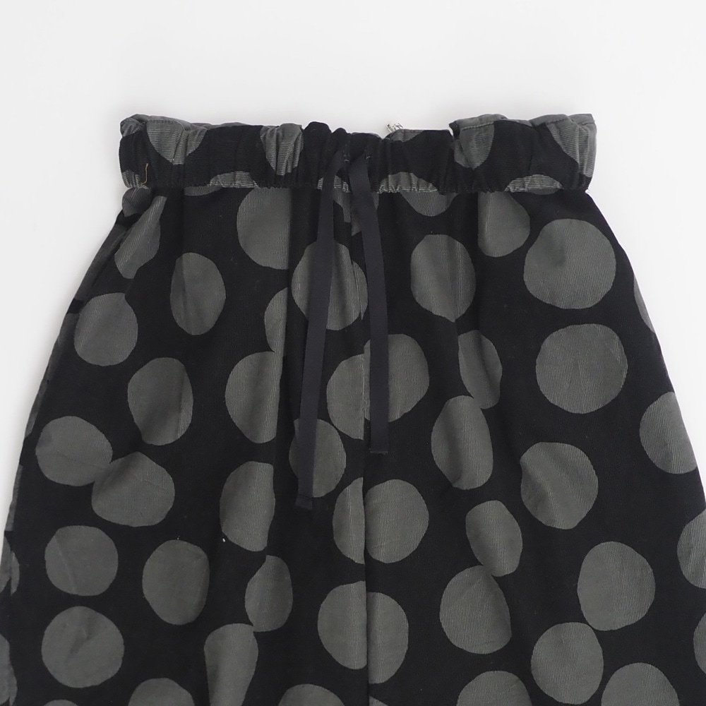 21Wコール天ランダムドット エッグパンツ パンツの正面ディティール