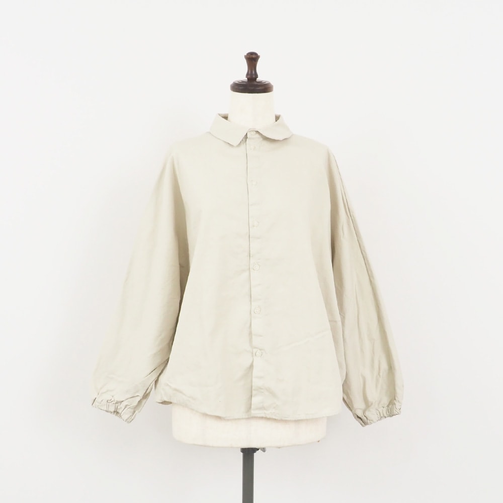 オックス ドルマンシャツ　シャツの正面ディティール