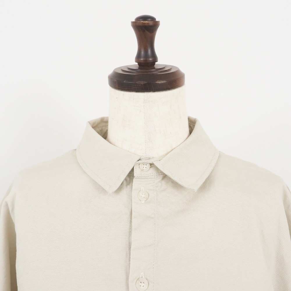 オックス ドルマンシャツ　シャツの正面ディティール