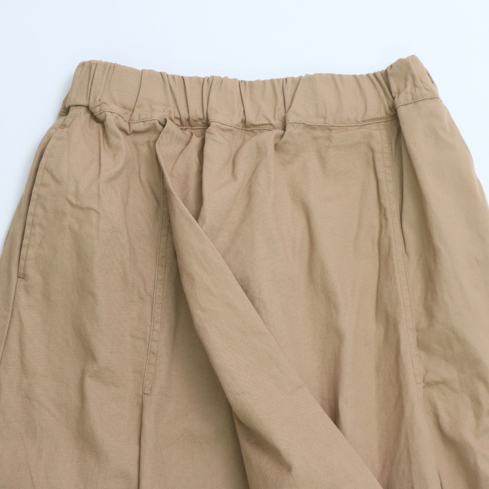 オックス チロルスカート　スカートの正面ディティール