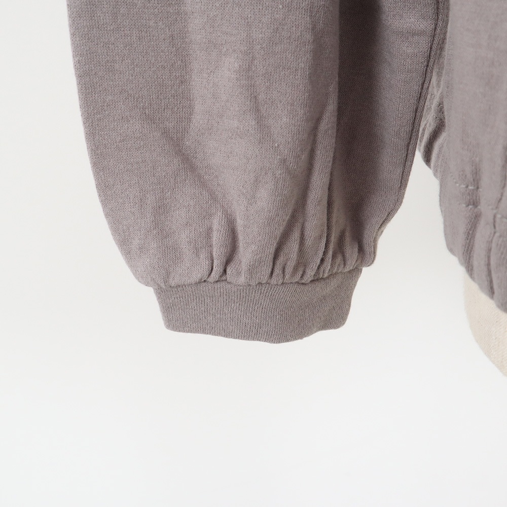 ガーゼ裏毛 ワイドPO　プルオーバーの正面ディティール