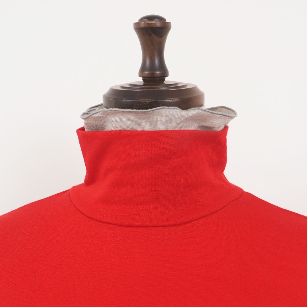 リヨセルハーフミラノリブ レイヤードタートル タートルの正面ディティール