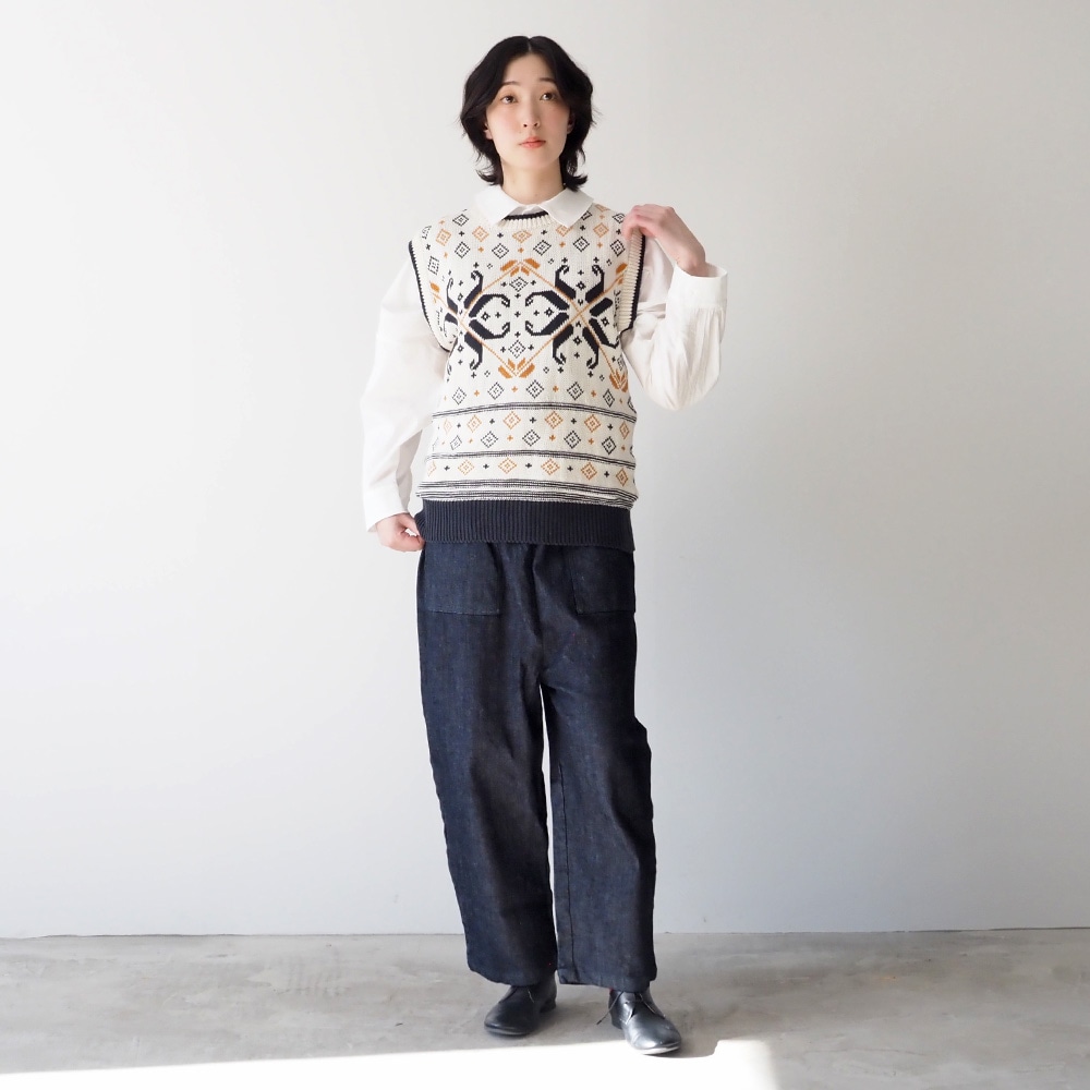 NARU(ナル) コンパクトヤーン 雪柄ケーブルベスト 666400 | 2025秋冬