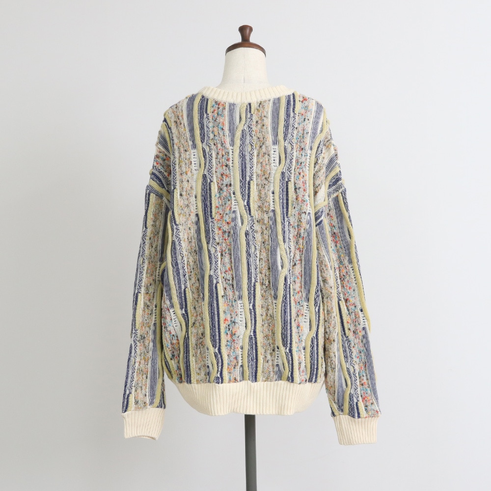 マーブルウェーブ クルーネックニット ニットの正面ディティール