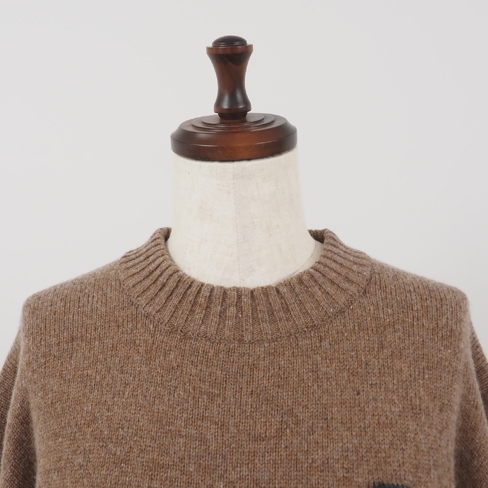 エアーヤーンコットン 伸び猫コモドニット ニットの正面ディティール