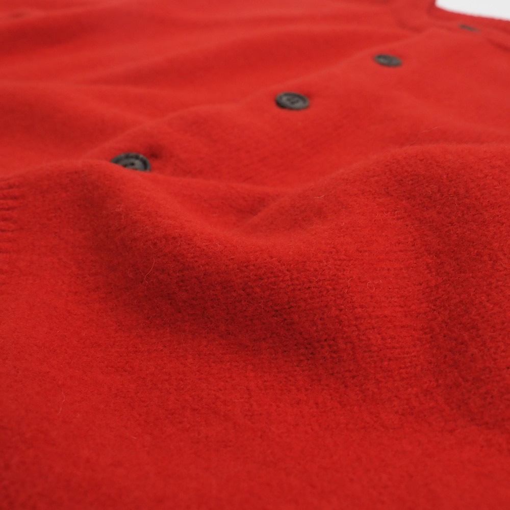 タスマニアラムプレミアム セントラルカーディガン　カーディガンの素材のアップ