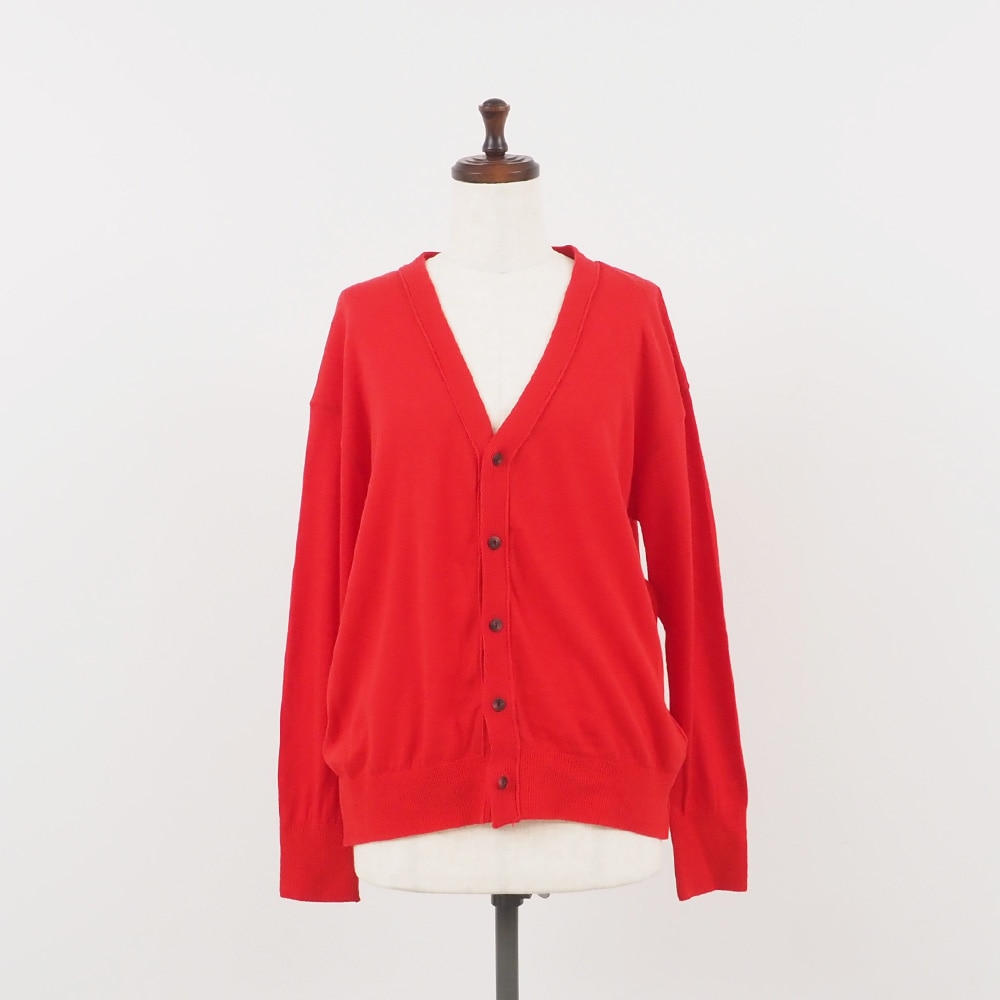 ムースヤーン　Vニットカーデ　カーディガンの正面ディティール