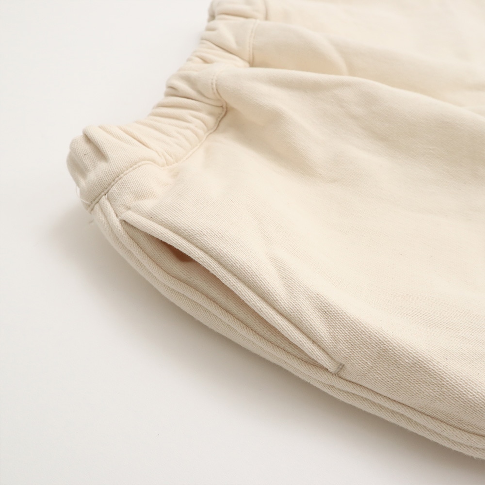 ムラデニム裏起毛 エッグパンツ パンツの正面ディティール