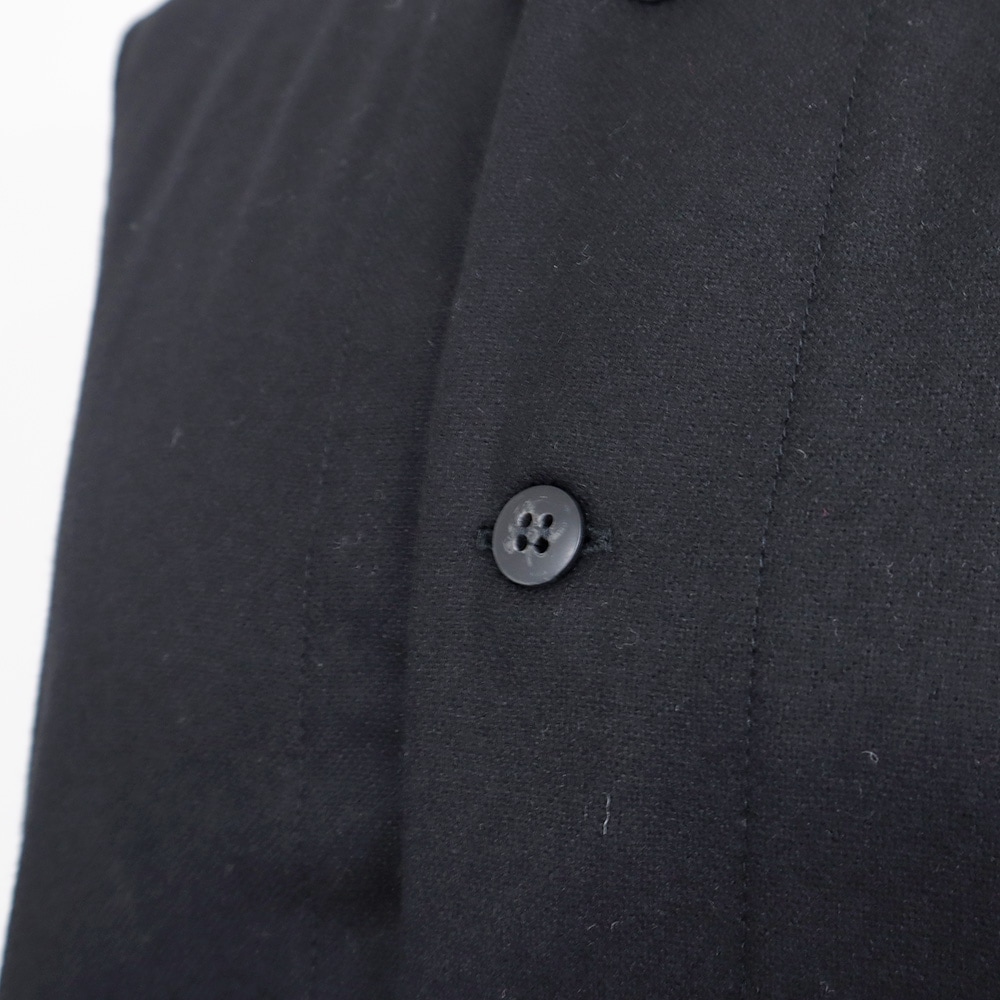 ウールリサイクルクロス ロングジレ ジレの正面ディティール