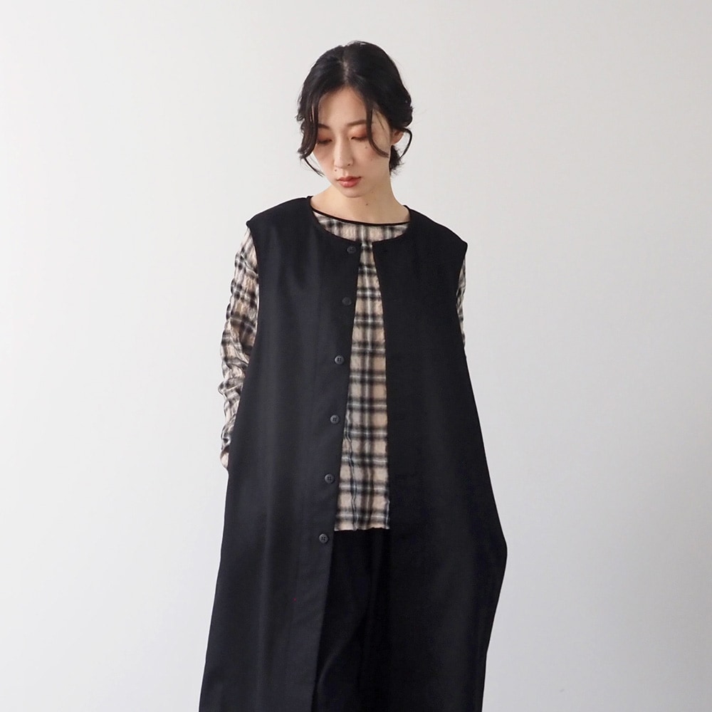 NARU(ナル) ウールリサイクルクロス ロングジレ 666905 | 2025秋冬