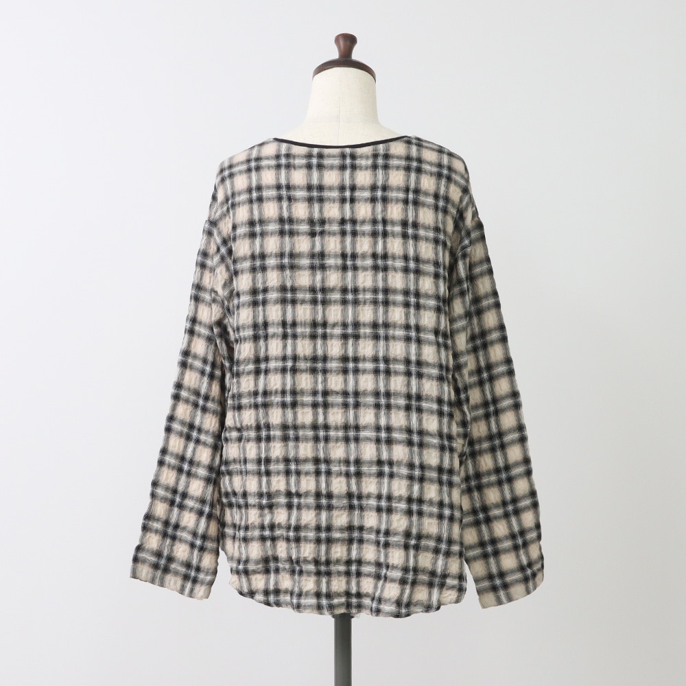 へリンボンシャーリングチェック ラウンドシャツ　プルオーバーの正面ディティール