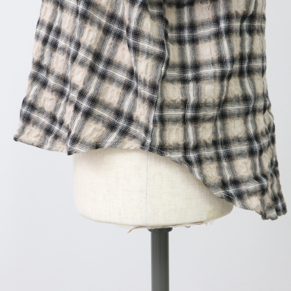 へリンボンシャーリングチェック ラウンドシャツ　プルオーバーの正面ディティール