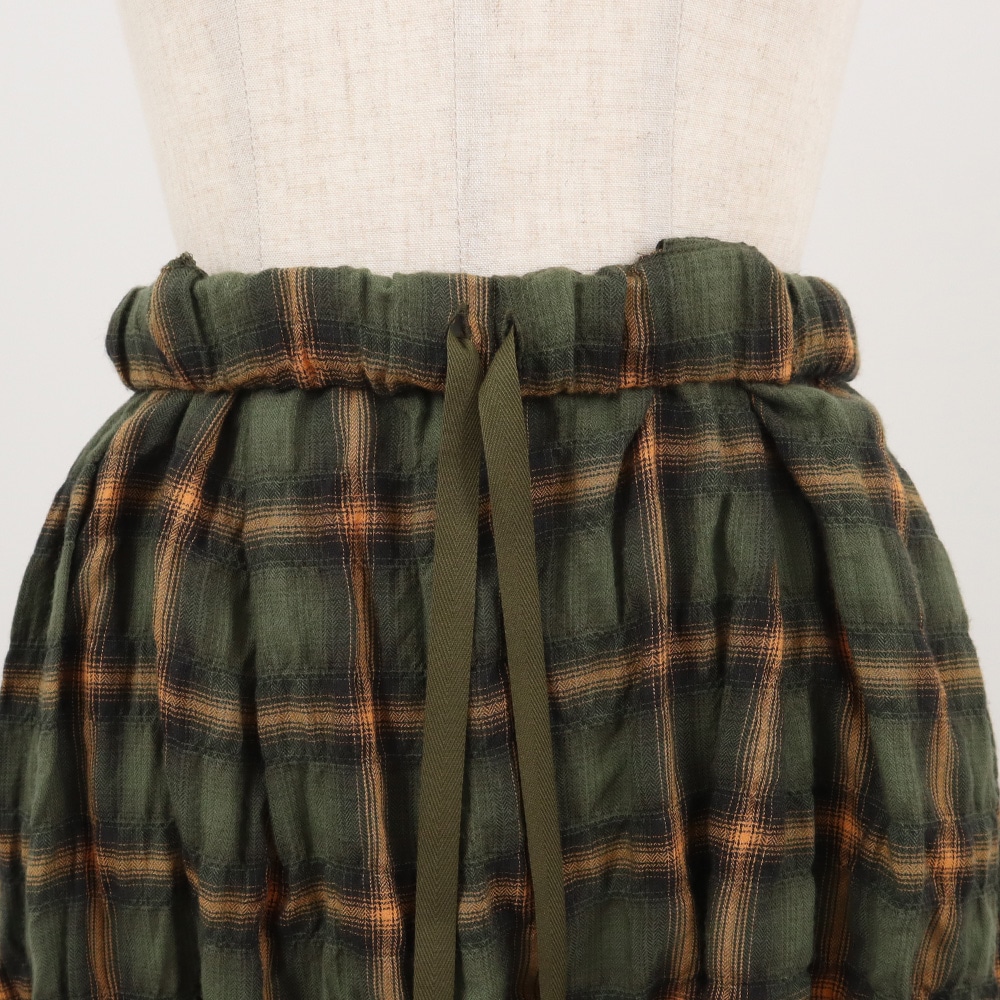 へリンボンシャーリングチェック スカート スカートの正面ディティール