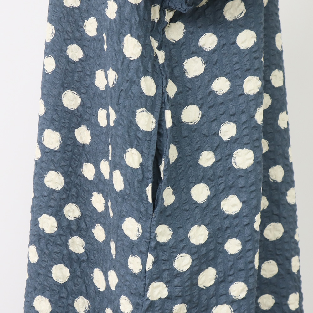 リップルクロスランダムドット ワンピース ワンピースの正面ディティール