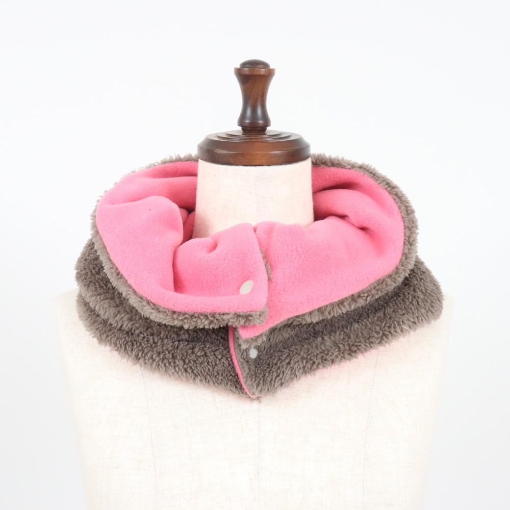 珊瑚フリース ネックウォーマー　ネックウォーマーの正面ディティール