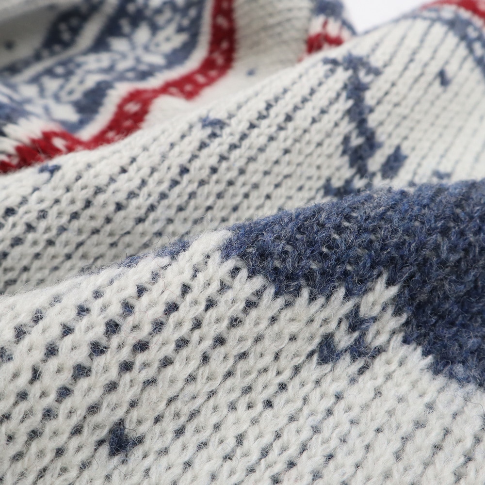 ドーゼットエアーヤーンカウチンニットカーデ カーディガンの素材のアップ