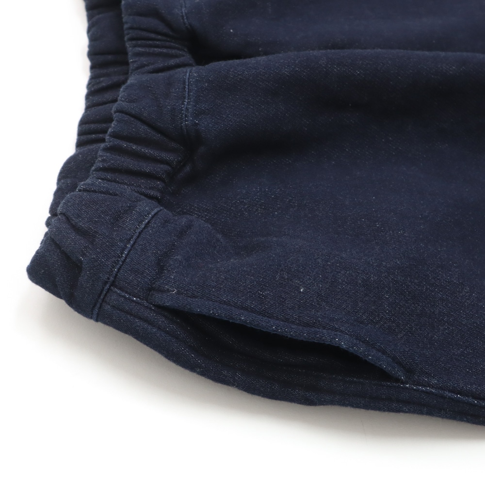 ムラデニム裏起毛 コージーパンツ　パンツの正面ディティール