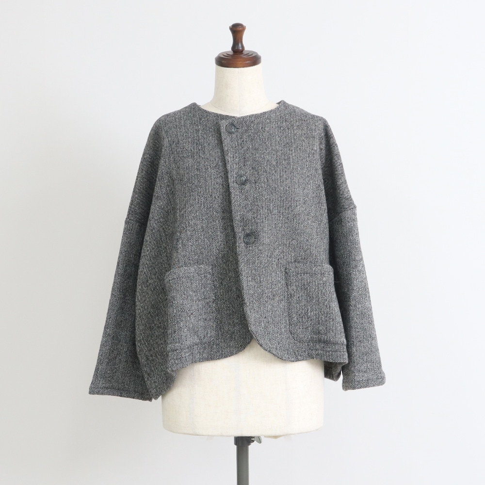ヘリンボーンネップツイード ワイドジャケット　ジャケットの正面ディティール