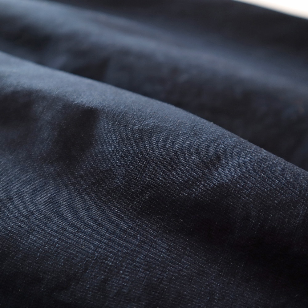 T/Cウェザー撥水加工 ポコカーゴパンツ　パンツの素材のアップ