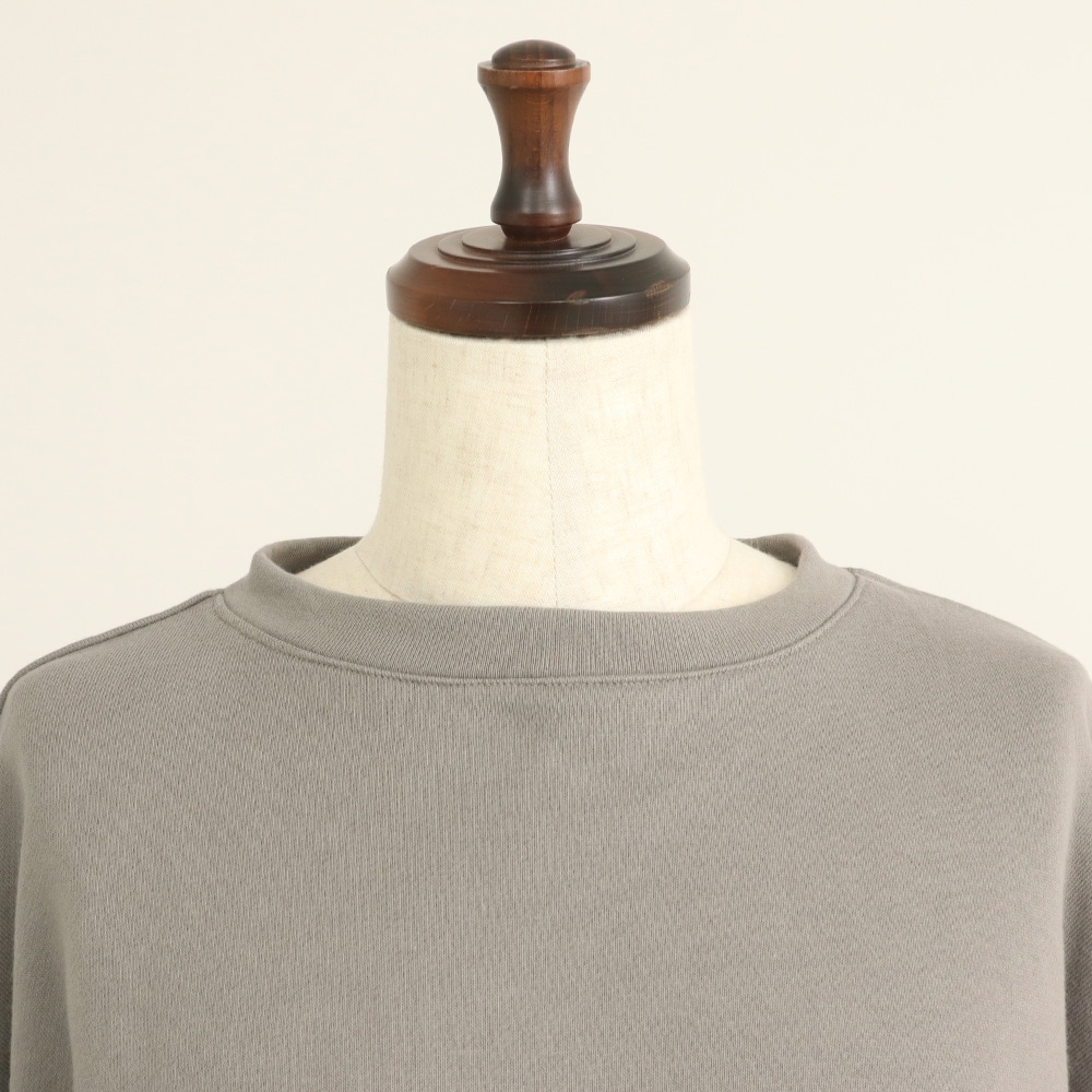 30/10セントラル裏毛×シーチングハンドワッシャー ワイドPO　プルオーバーの正面ディティール